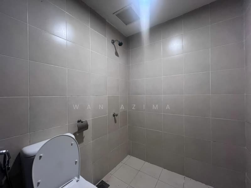 Service Residence for Rent at i-SOHO @ i-City - Wan Azima - Bathroom - PropertyGuru.com.my