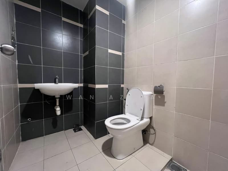 Service Residence for Rent at i-SOHO @ i-City - Wan Azima - Bathroom - PropertyGuru.com.my