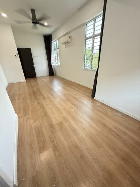 Taman Sungai Ara untuk Untuk Dijual - RM 1,850,000, Mac 2026 - Living Room - PropertyGuru.com.my