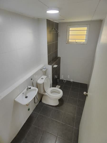 Apartment for Sale at PPA1M Pudina - Maznee Realtor - Bathroom - PropertyGuru.com.my