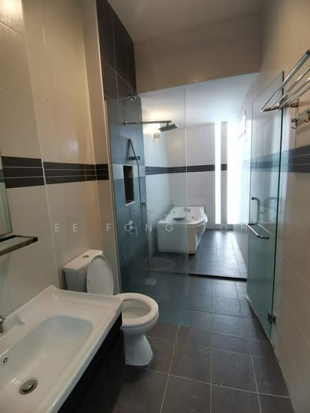 Nusa Idaman Nusas Idamans untuk Untuk Dijual - RM 1,100,000, Apr 2026 - Bathroom - PropertyGuru.com.my