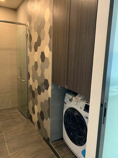 Ceylonz Suites untuk Untuk Disewa - RM 3,200 /bulan, Mac 2026 - Bathroom - PropertyGuru.com.my