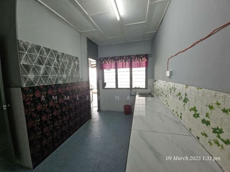 SS4 Kelana Jaya, Petaling Jaya untuk Untuk Dijual - RM 650,000, Mac 2026 - Kitchen - PropertyGuru.com.my