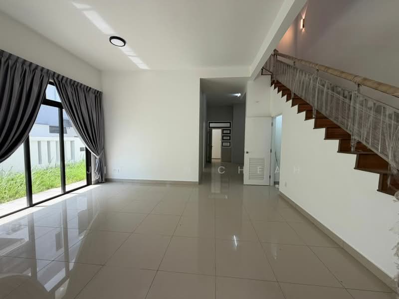 Garden Villas, Bukit Indah untuk Untuk Dijual - RM 1,380,000, Mac 2026 - Living Room - PropertyGuru.com.my