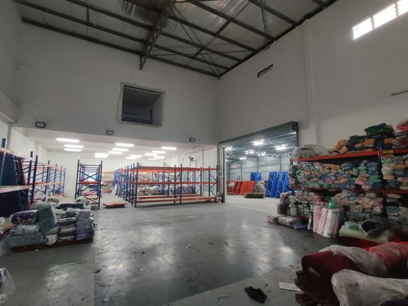 Semi-D Factory for Rent in Taman Industri Balakong Jaya (Balakong) - Dennis Chang - Interior - PropertyGuru.com.my