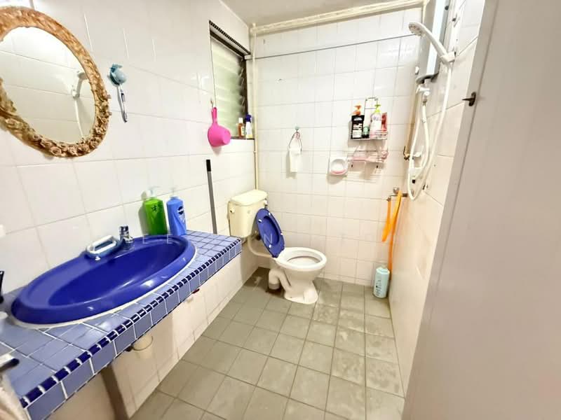 Taman Johor Tamans Johors untuk Untuk Dijual - RM 550,000, Mac 2026 - Bathroom - PropertyGuru.com.my