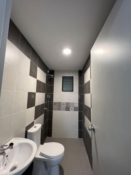 Residensi Emas untuk Untuk Disewa - RM 1,500 /bulan, Mac 2026 - Bathroom - PropertyGuru.com.my