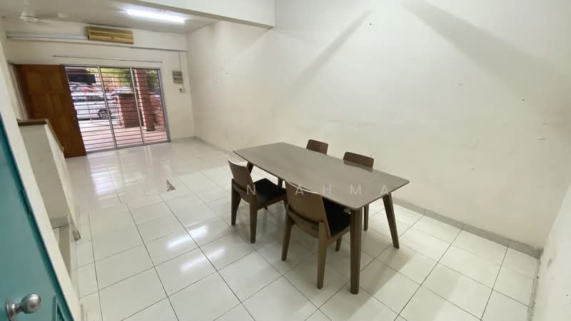2-storey Terraced House for Sale in Alam Budiman (Shah Alam) - Azman Ahmad - PropertyGuru.com.my