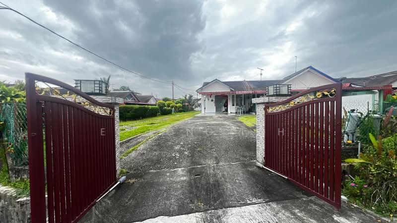 1-storey Terraced House for Sale in Kangkar Pulai (Skudai) - Ee Fong Toh - Exterior - PropertyGuru.com.my