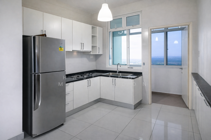 Apartment for Sale at Perling Heights Apartments - Haji Andy Mohamadon - Kitchen - PropertyGuru.com.my