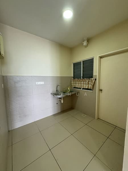 Ocean View Residences untuk Untuk Disewa - RM 1,000 /bulan, Mac 2026 - Kitchen - PropertyGuru.com.my