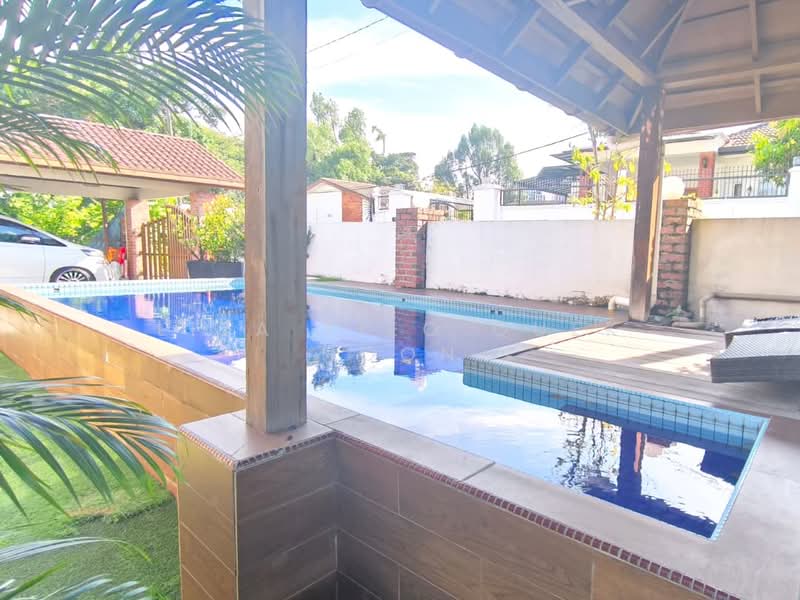 Seksyen 11 untuk Untuk Dijual - RM 1,990,000, Mac 2026 - Pool - PropertyGuru.com.my