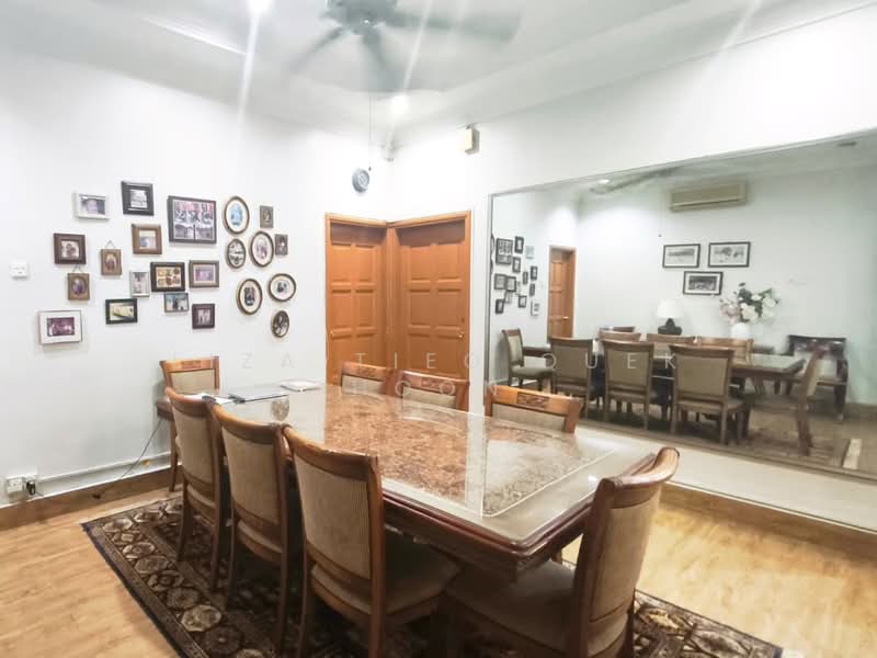 Seksyen 11 untuk Untuk Dijual - RM 1,990,000, Mac 2026 - Dining Room - PropertyGuru.com.my
