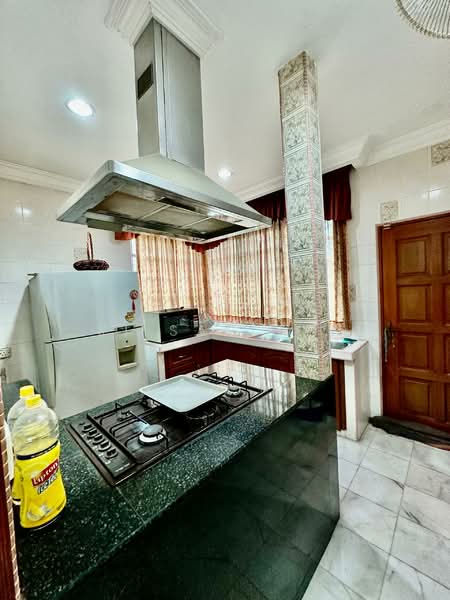 Bungalow for Sale in Teluk Pulai (Klang) - Xi San Tan - Kitchen - PropertyGuru.com.my