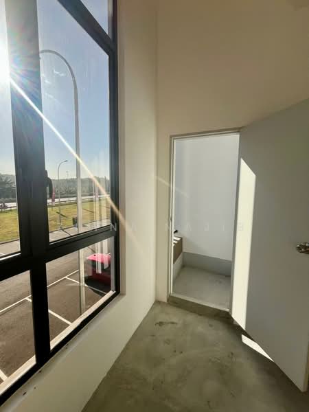 Shop / Office for Rent in Ijok (Selangor) - Ziana Najib - Interior - PropertyGuru.com.my