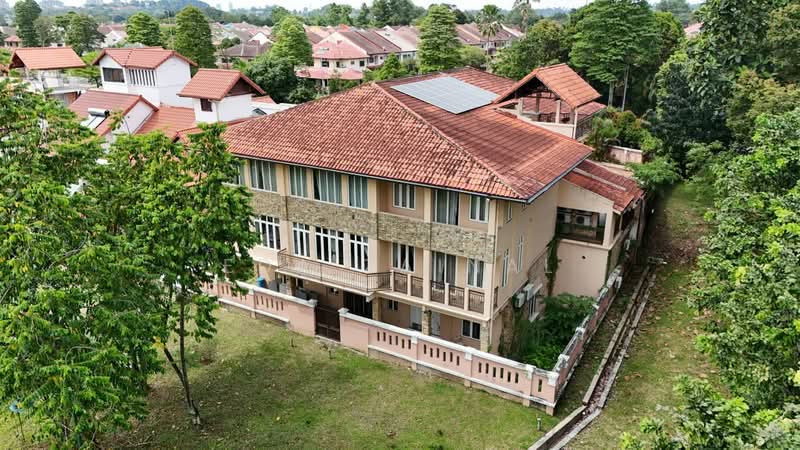 Bungalow for Sale in Bukit Jelutong (Shah Alam) - Eda Zainal - PropertyGuru.com.my