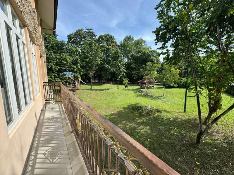 Bungalow for Sale in Bukit Jelutong (Shah Alam) - Eda Zainal - PropertyGuru.com.my