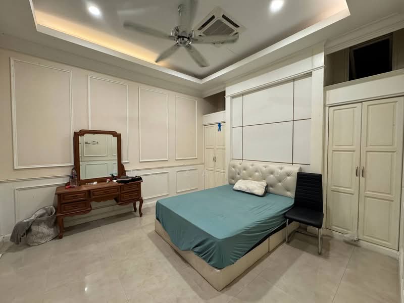 Bungalow for Sale in Bukit Jelutong (Shah Alam) - Eda Zainal - PropertyGuru.com.my