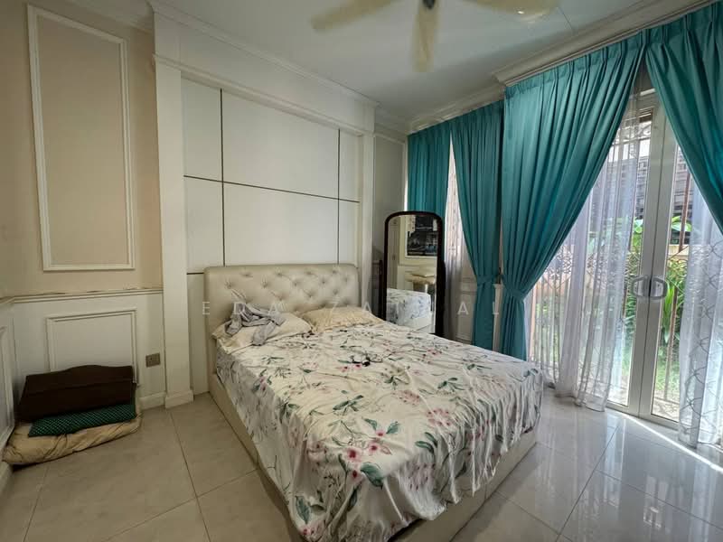 Bungalow for Sale in Bukit Jelutong (Shah Alam) - Eda Zainal - PropertyGuru.com.my