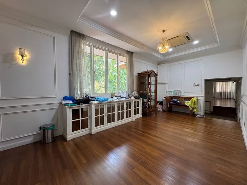 Bungalow for Sale in Bukit Jelutong (Shah Alam) - Eda Zainal - PropertyGuru.com.my