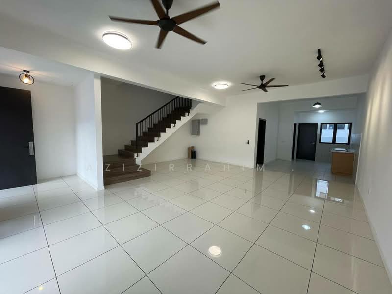 2-storey Terraced House for Rent in Sepang (Selangor) - Azizirrahim . - Living Room - PropertyGuru.com.my