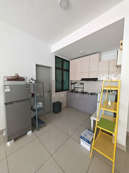 Austin Regency (Pangsapuri Austin Perdana) untuk Untuk Disewa - RM 1,700 /bulan, Mac 2026 - Kitchen - PropertyGuru.com.my