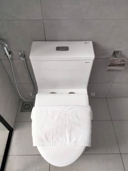 Servis Apartment untuk Disewa di Cubic Botanical - Sujatha M - Bathroom - PropertyGuru.com.my