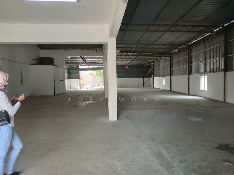 Warehouse for Rent in Kota Kemuning (Shah Alam) - Joey Wong - Interior - PropertyGuru.com.my