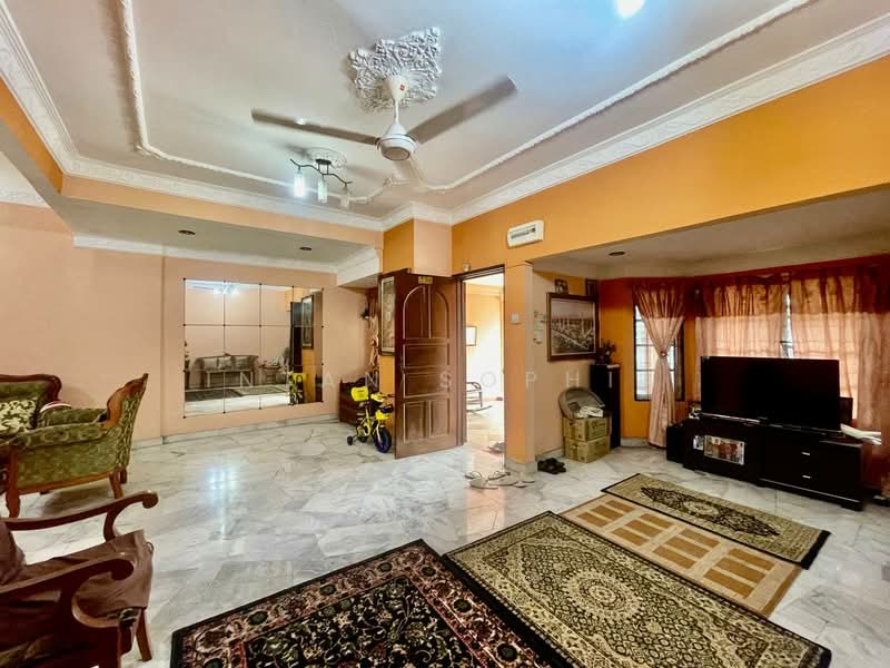 2-storey Terraced House for Sale in Usj 11 (Subang Jaya) - Intan Sophia - Living Room - PropertyGuru.com.my