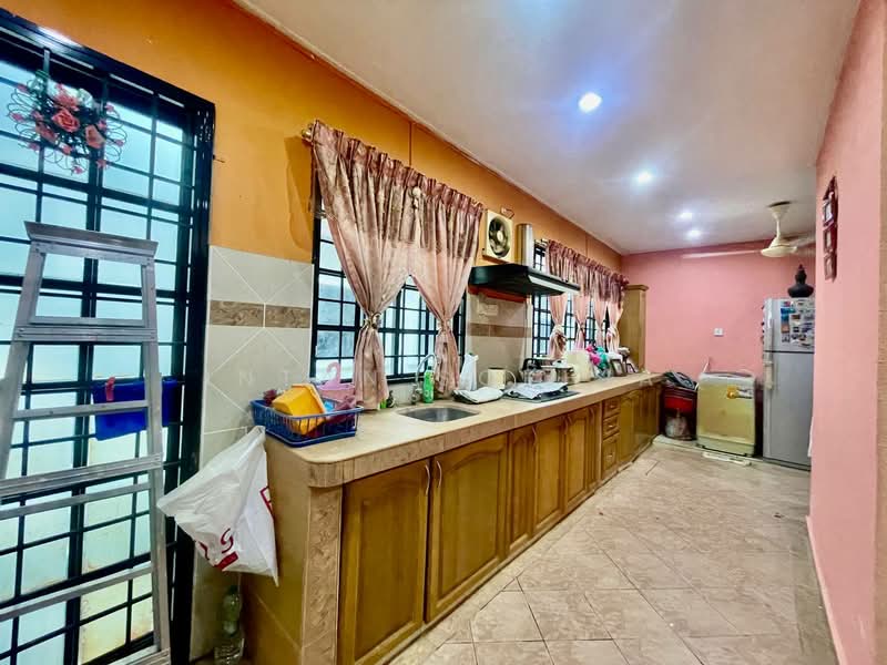 2-storey Terraced House for Sale in Usj 11 (Subang Jaya) - Intan Sophia - Kitchen - PropertyGuru.com.my