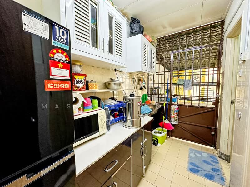 2-storey Terraced House for Sale in Kota Damansara (Selangor) - Masnizah Arifin - Kitchen - PropertyGuru.com.my