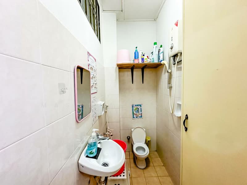 2-storey Terraced House for Sale in Kota Damansara (Selangor) - Masnizah Arifin - Bathroom - PropertyGuru.com.my