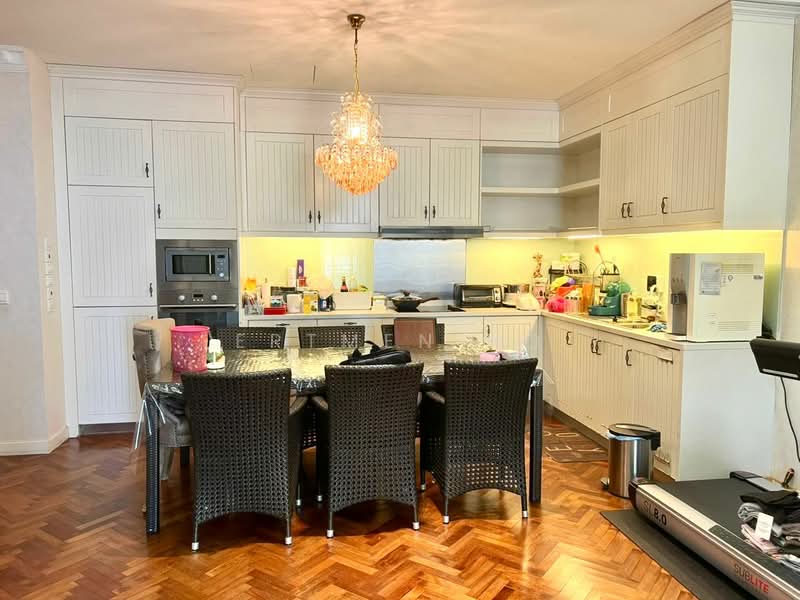 Quayside Condominium untuk Untuk Dijual - RM 1,850,000, Mac 2026 - Kitchen - PropertyGuru.com.my