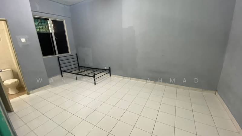 2-storey Terraced House for Sale in Alam Budiman (Shah Alam) - Wan Azlan Ahmad - Bedroom - PropertyGuru.com.my