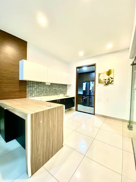 Cluster House for Rent in Taman Adda Heights (Tebrau) - Sarah Yusof - Kitchen - PropertyGuru.com.my