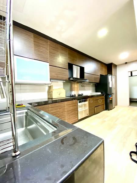 Cluster House for Rent in Taman Adda Heights (Tebrau) - Sarah Yusof - Kitchen - PropertyGuru.com.my