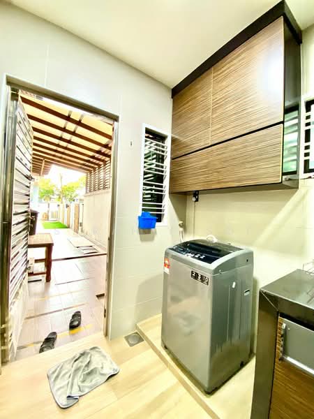Cluster House for Rent in Taman Adda Heights (Tebrau) - Sarah Yusof - Entrance - PropertyGuru.com.my