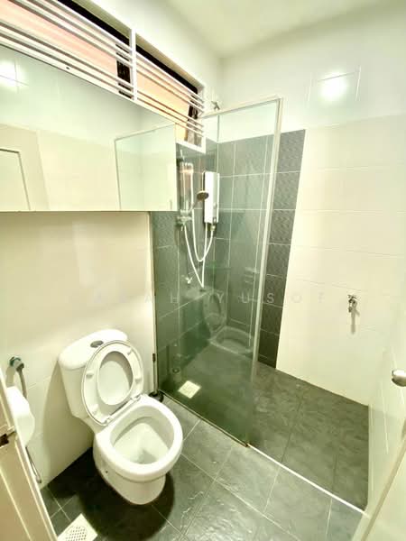 Cluster House for Rent in Taman Adda Heights (Tebrau) - Sarah Yusof - Bathroom - PropertyGuru.com.my