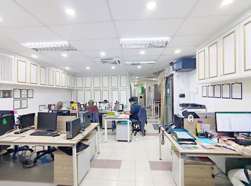 3 Storey Shop Office Wangsa Maju untuk Untuk Dijual - RM 3,300,000, Mac 2026 - Interior - PropertyGuru.com.my
