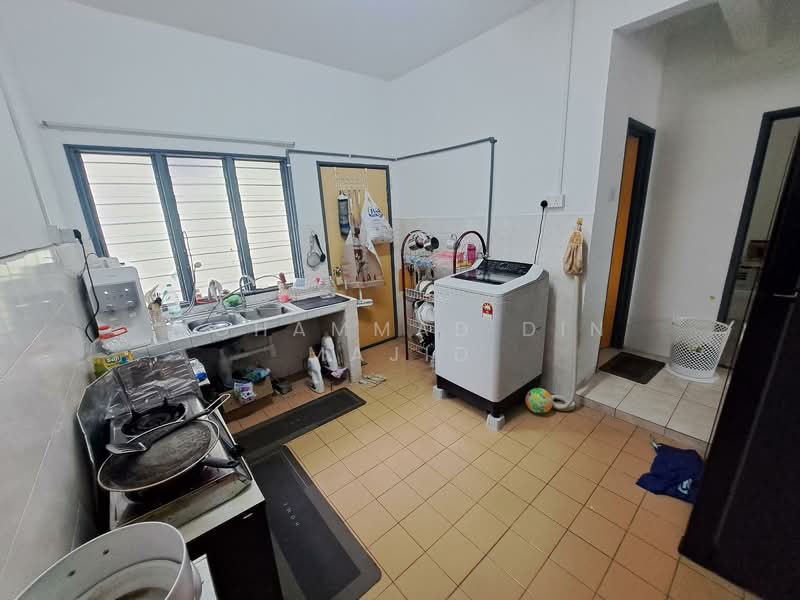 2-storey Terraced House for Sale in Seri Kembangan (Selangor) - Mohammad Din Majid - PropertyGuru.com.my