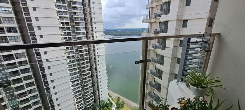 Bay Laurel @ Country Garden Danga Bay untuk Untuk Dijual - RM 580,000, Mac 2026 - Balcony - PropertyGuru.com.my