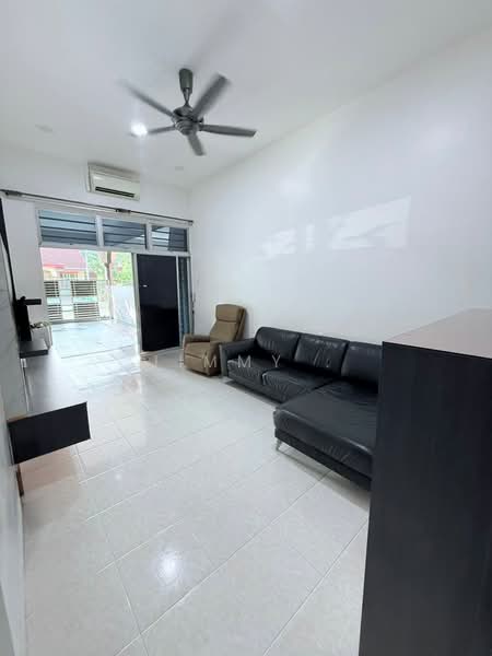 1-storey Terraced House for Sale in Muar (Johor) - Jimmy . - Living Room - PropertyGuru.com.my