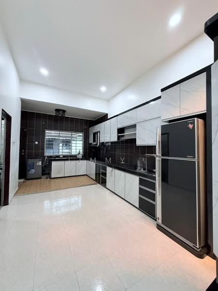 1-storey Terraced House for Sale in Muar (Johor) - Jimmy . - Kitchen - PropertyGuru.com.my