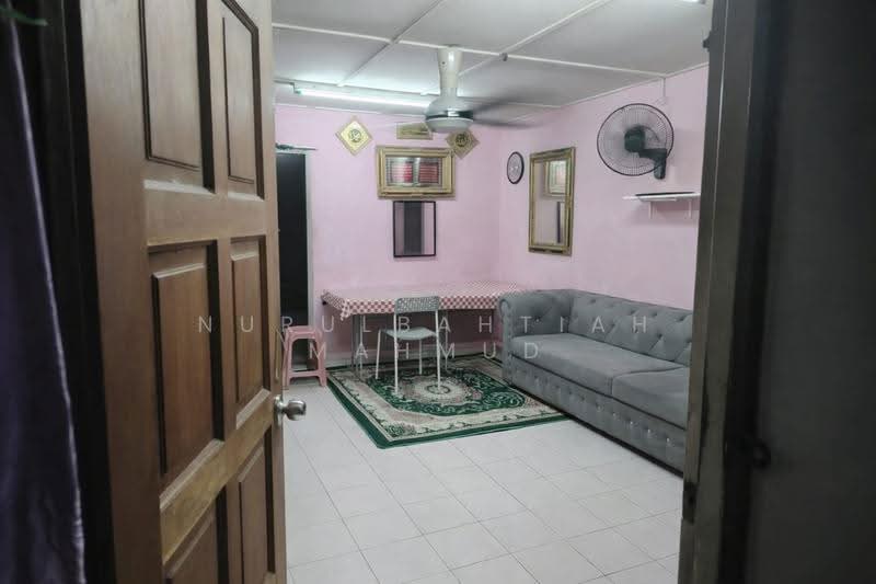 Flat for Sale at Perumahan Awam Seri Langkawi 1 - Nurulbahtiah Mahmud - Living Room - PropertyGuru.com.my