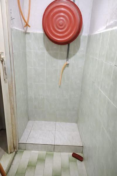 Flat for Sale at Perumahan Awam Seri Langkawi 1 - Nurulbahtiah Mahmud - Bathroom - PropertyGuru.com.my