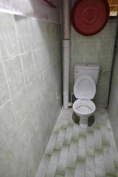Flat for Sale at Perumahan Awam Seri Langkawi 1 - Nurulbahtiah Mahmud - Bathroom - PropertyGuru.com.my