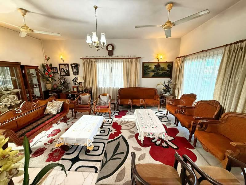 Bungalow for Sale in Seksyen 11 (Shah Alam) - Mohammad Din Majid - PropertyGuru.com.my