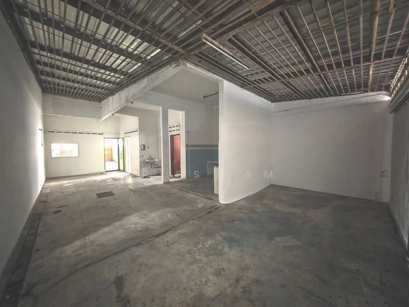 Shop / Office for Rent in Johor Bahru (Johor) - Aries Lam - Interior - PropertyGuru.com.my