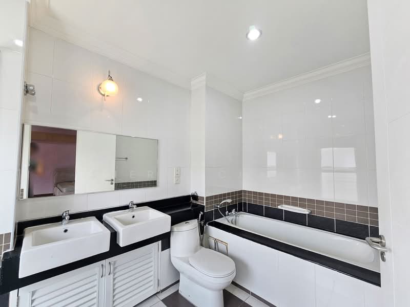 3-storey Terraced House for Rent in USJ Heights (Subang Jaya) - Sherry Chang - Bathroom - PropertyGuru.com.my