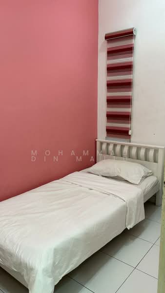 Apartment for Sale at Kristal View - Mohammad Din Majid - Bedroom - PropertyGuru.com.my